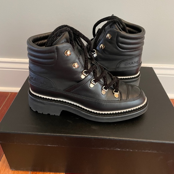 Chanel Authentic Boots! Worn twice in great condition - Picture 1 of 6
